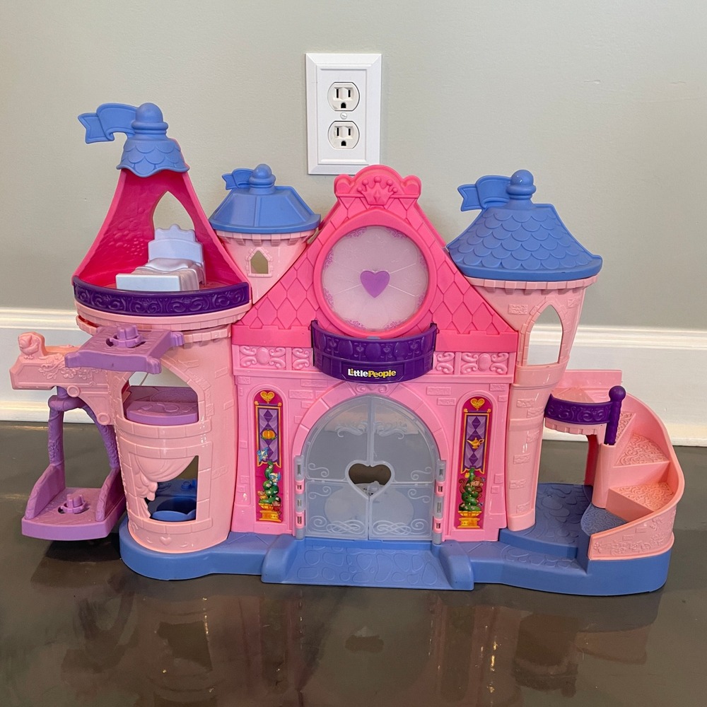 Disney Princess Magical Lights & Dancing Castle 2023 Fisher Price Little People